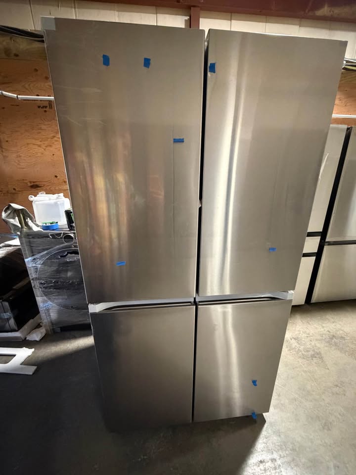 Samsung Bespoke French 4 Door RF23B7671SR/AA - Grade B/WH