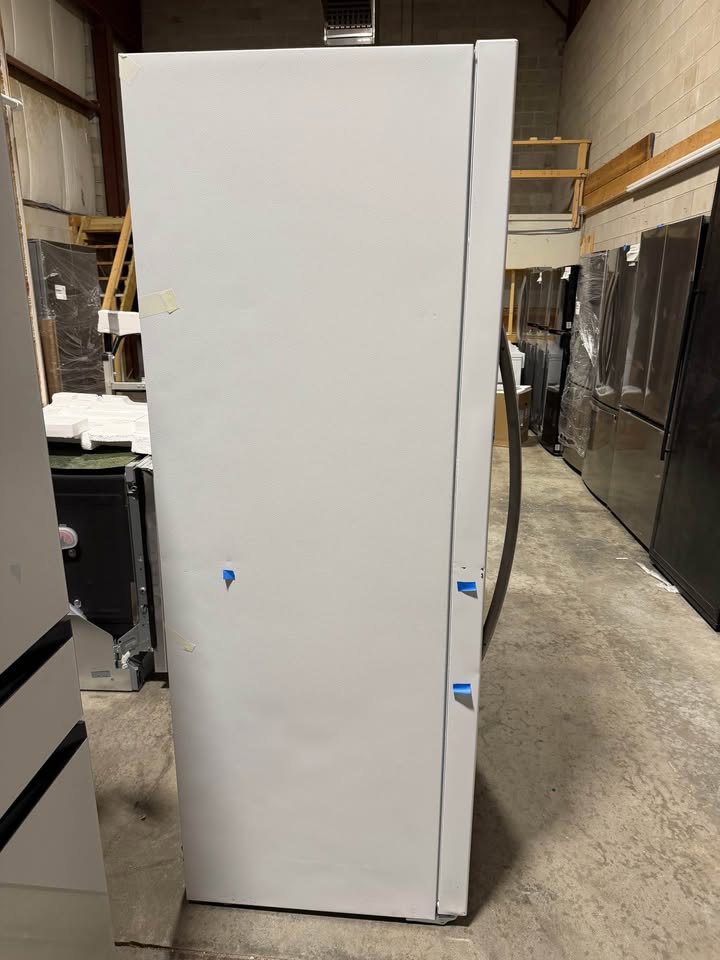 Electrolux All Refrigerator FRAE2024AW - Grade B/WH