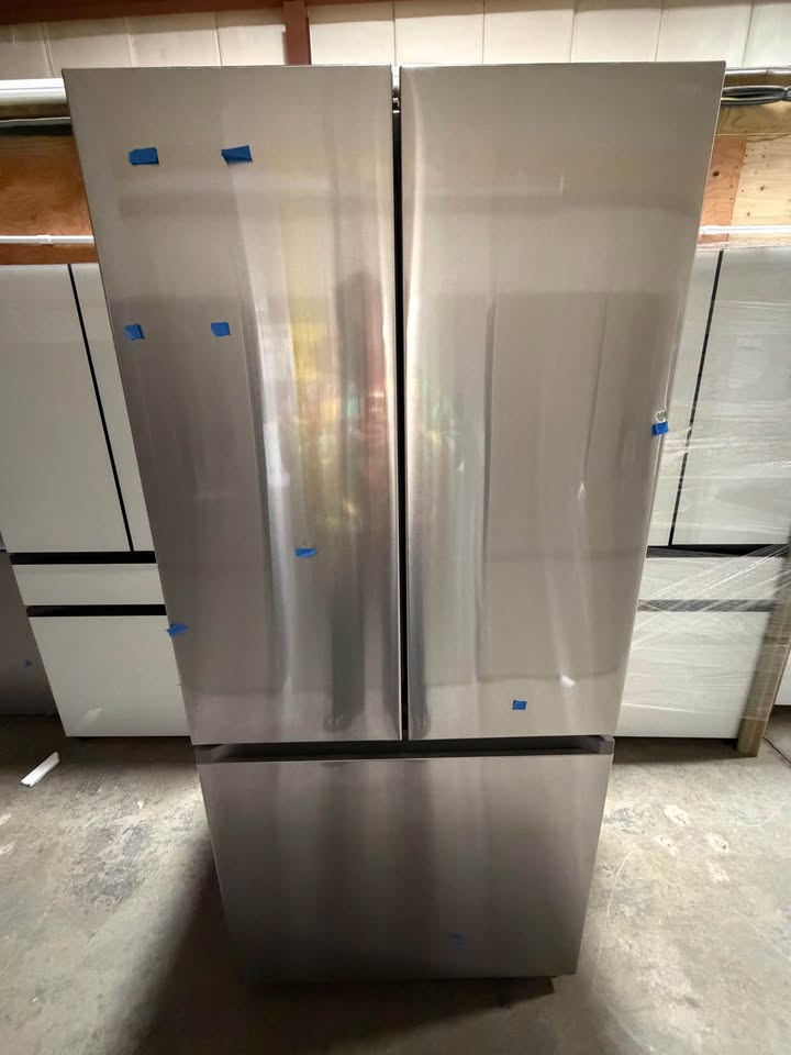 Samsung French 3 Door RF25C5551SR - Grade B/WH