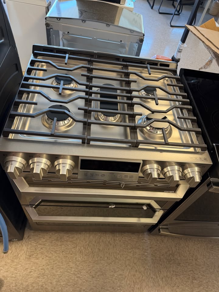 LG SIGNATURE - 7.3 Cu. Ft. Smart Slide-In Double Oven Dual Fuel True Convection Range with 5 Burners and EasyClean® - Textured Steel - LUTD4919SN