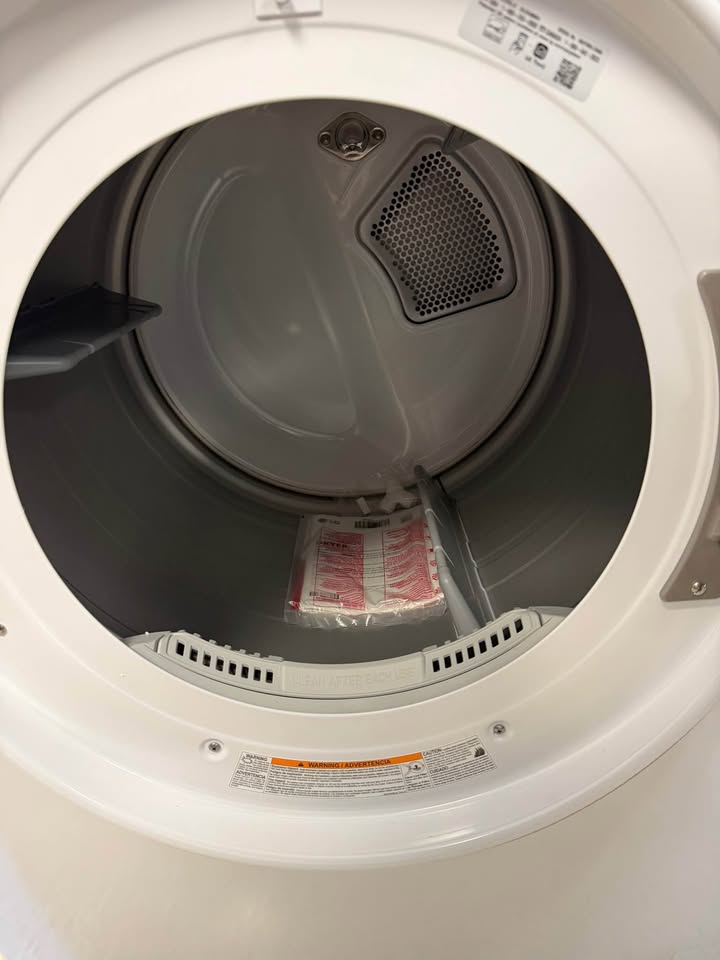 LG - 7.4 Cu. Ft. Smart Electric Dryer with TurboSteam® and Built-In Intelligence - White - DLEX4080W
