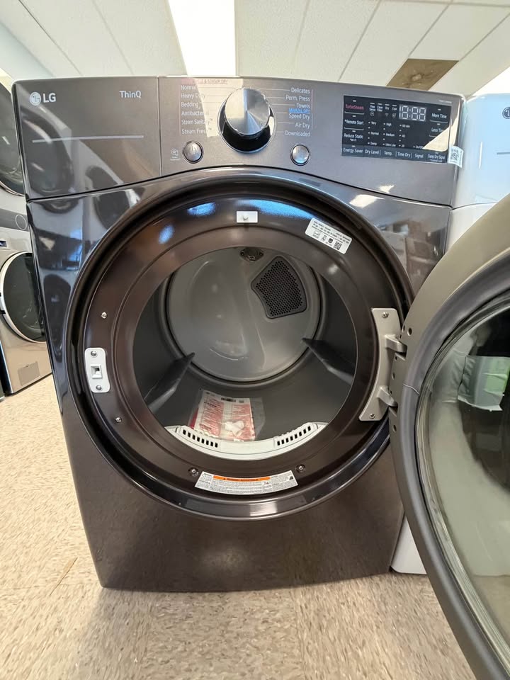 LG - 7.4 Cu. Ft. Smart Electric Dryer with TurboSteam® and Built-In Intelligence - Black Steel - DLEX4080B