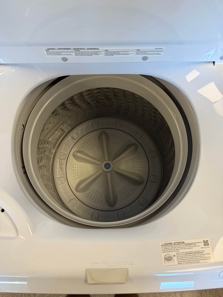 Samsung - 4.1 Cu. Ft. High-Efficiency Top Load Washer with Soft-Close Lid and 8 Wash Cycles - White - WA41A3000AW