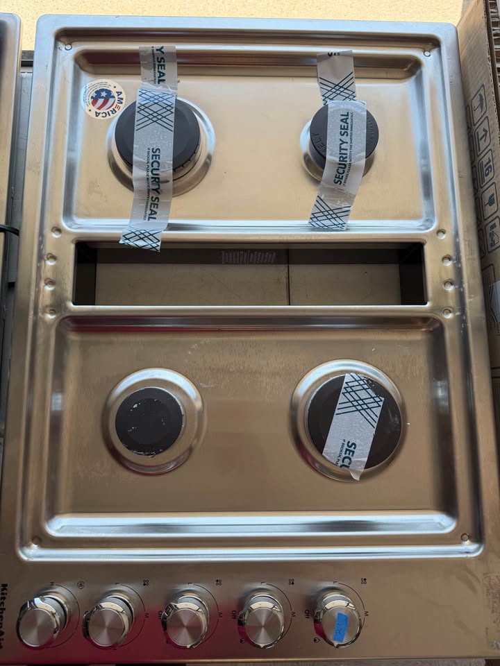 KitchenAid - 30 in. Built-In Gas Downdraft Cooktop with 4 Burners - Stainless Steel - KCGD500GSS