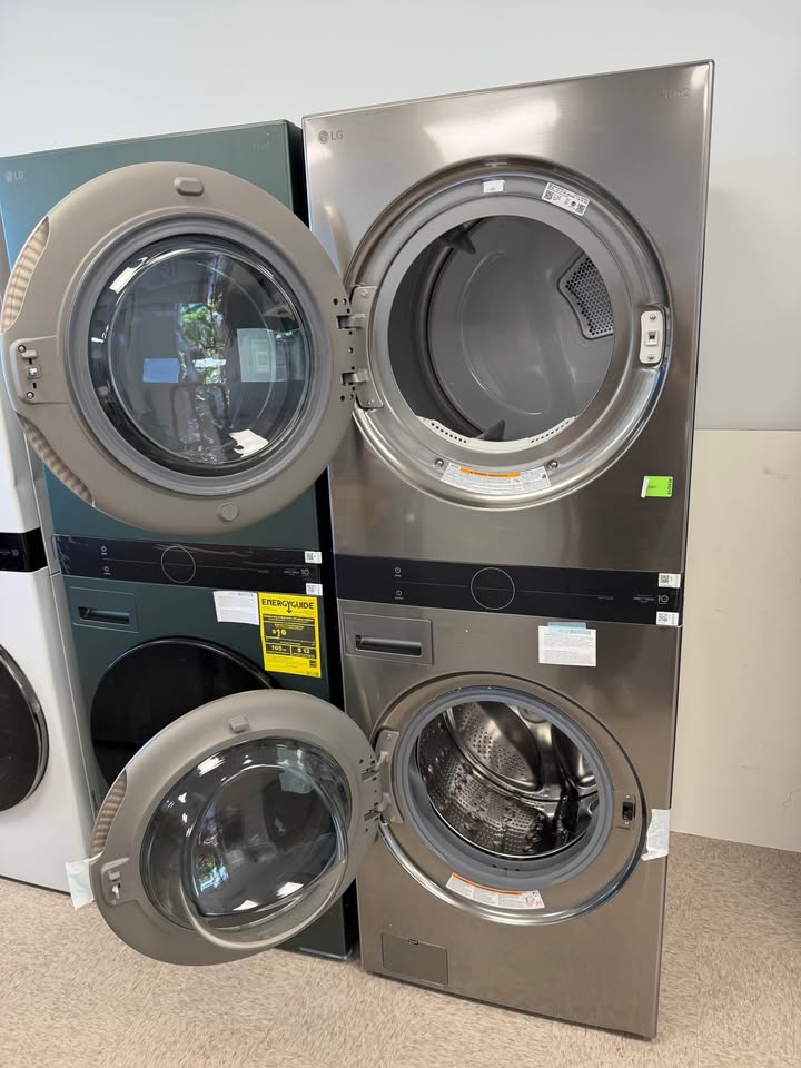 LG - 4.5 Cu. Ft. Smart Front Load Washer & 7.4 Cu. Ft. Electric Dryer WashTower™ with Steam and Built-In Intelligence - Graphite Steel - WKE100HVA