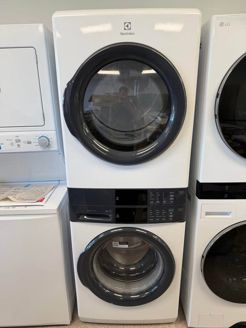Electrolux - 4.4 Cu. Ft. Front Load Washer & 8.0 Cu. Ft. Electric Dryer Laundry Tower with SmartBoost® and LuxCare® - White - ELTE7300AW