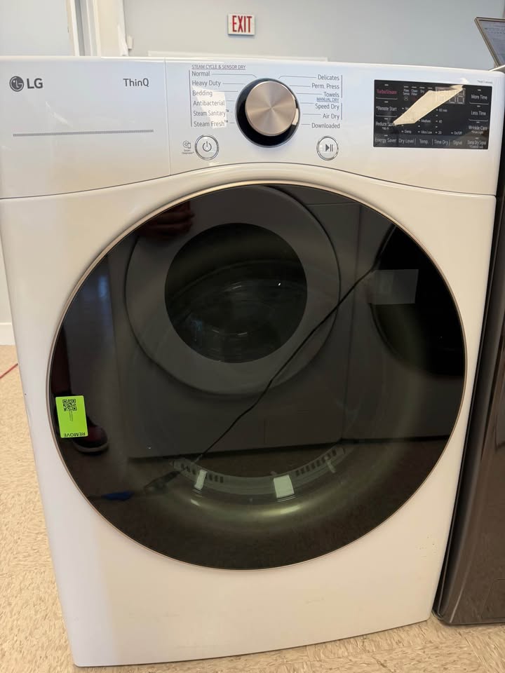 LG - 7.4 Cu. Ft. Smart Electric Dryer with TurboSteam® and Built-In Intelligence - White - DLEX4000W