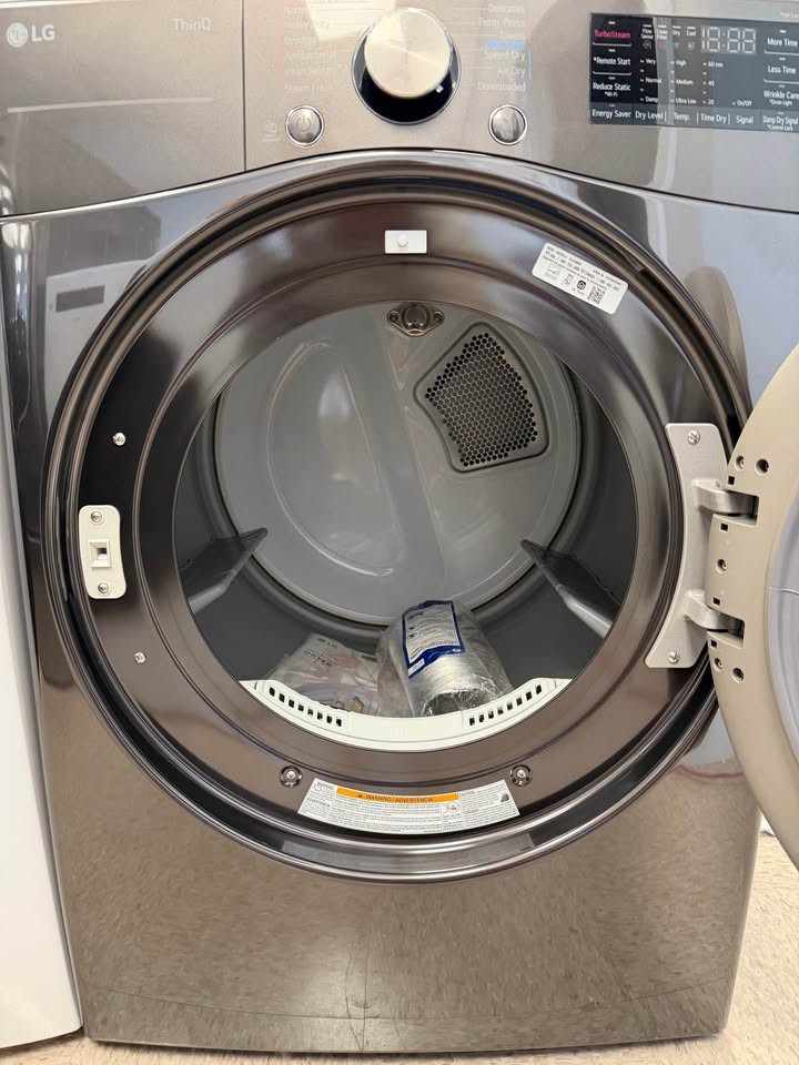 LG - 7.4 Cu. Ft. Smart Electric Dryer with TurboSteam® and Built-In Intelligence - Black Steel - DLEX4000B