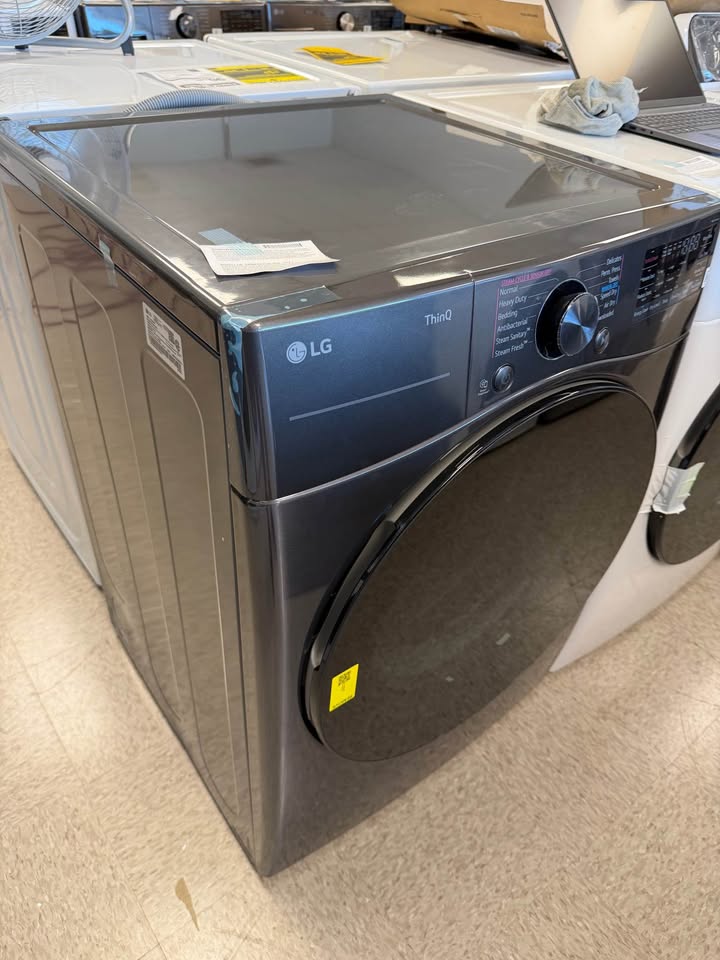 LG - 7.4 Cu. Ft. Smart Electric Dryer with TurboSteam® and Built-In Intelligence - Black Steel - DLEX4080B