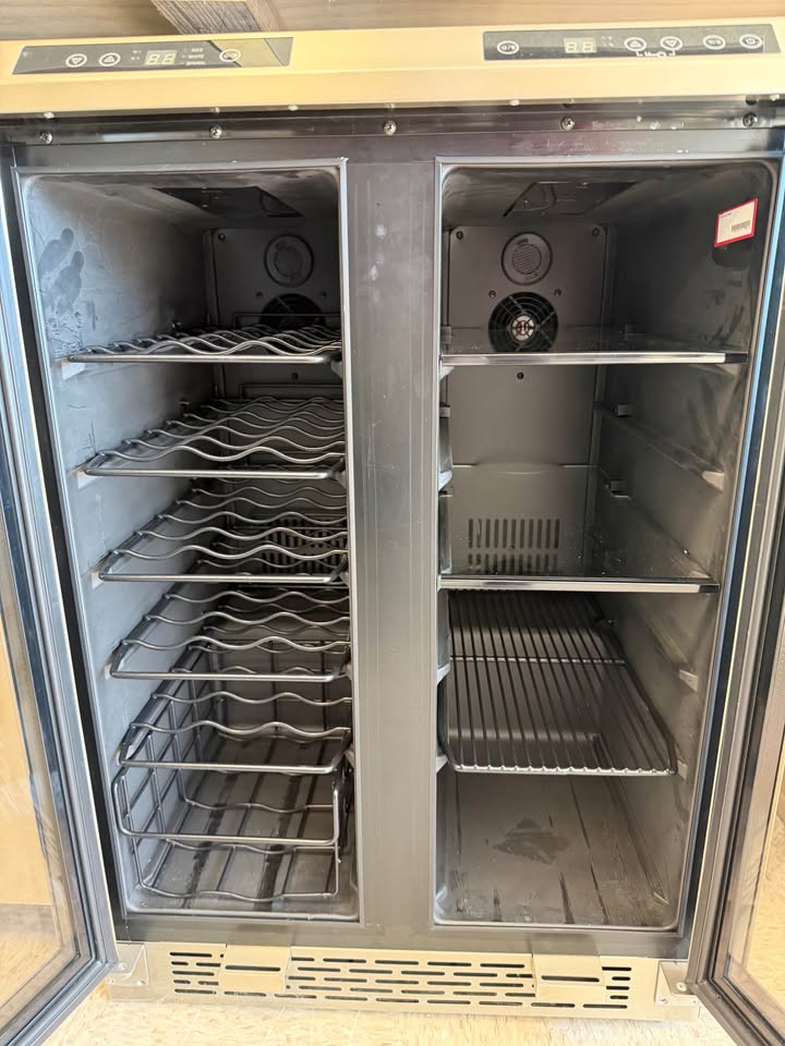 Avanti - 19-Bottle Dual Zone Wine & Beverage Center - Stainless Steel - WBV19DZ