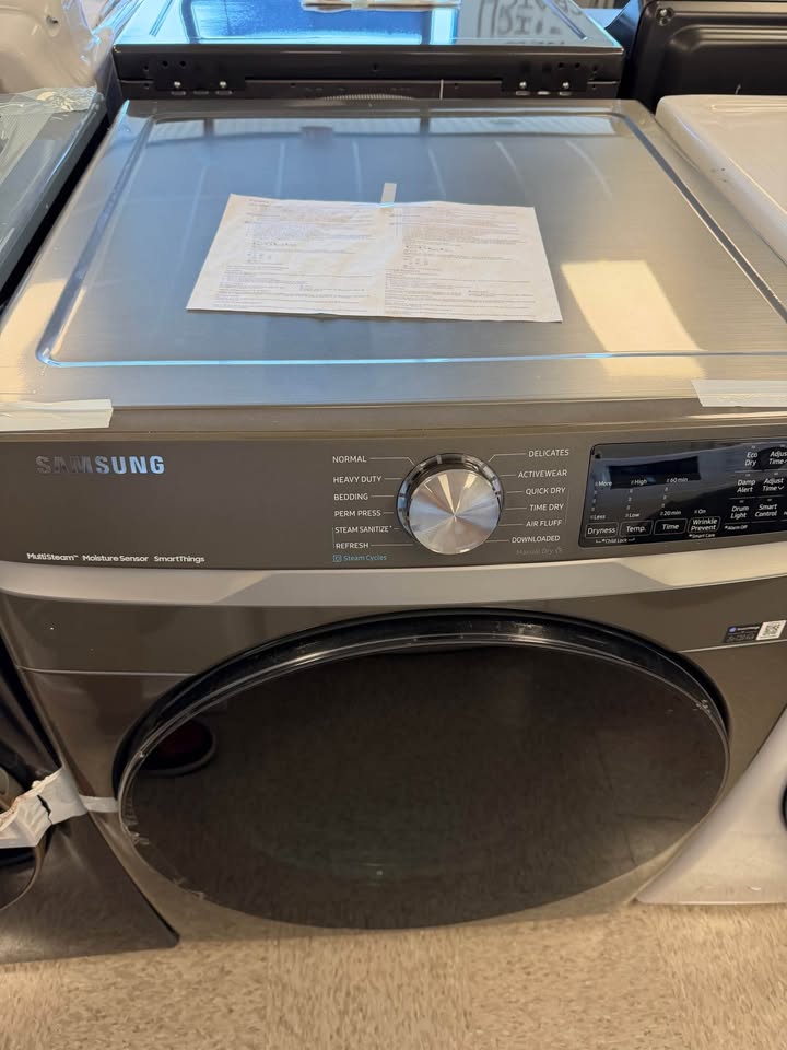 Samsung - 7.5 Cu. Ft. Stackable Electric Dryer with Sensor Dry - Black Stainless Steel - DVE45T6000V