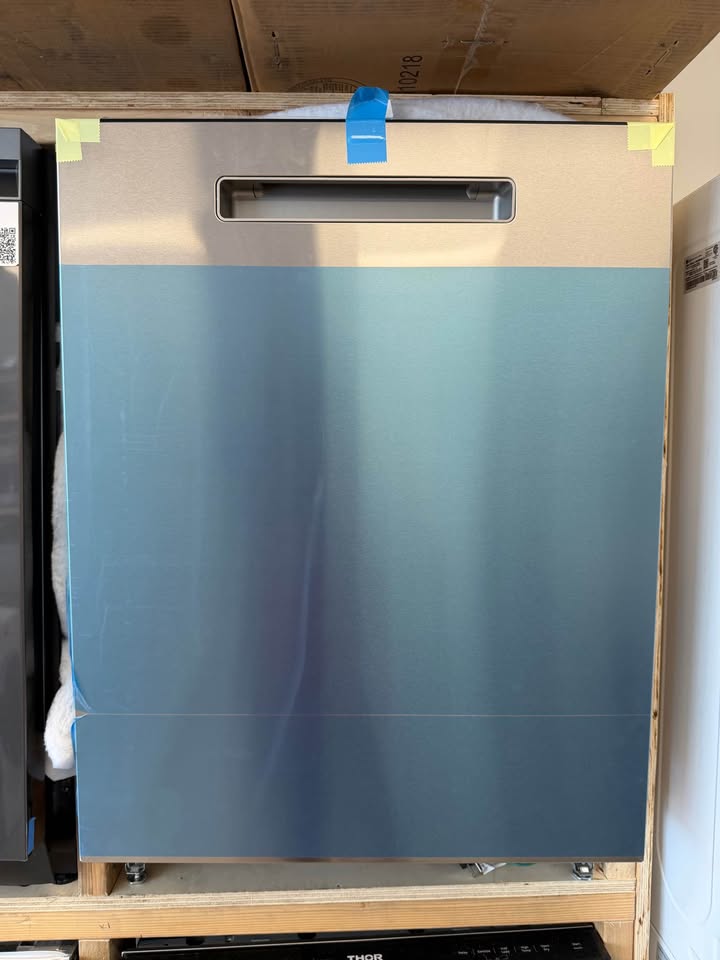 GE Profile - 24 in. Smart Built-In Top Control Dishwasher with Dry Boost™, Microban® Technology and Third Rack - Fingerprint Resistant Stainless Steel - PDP715SYVFS