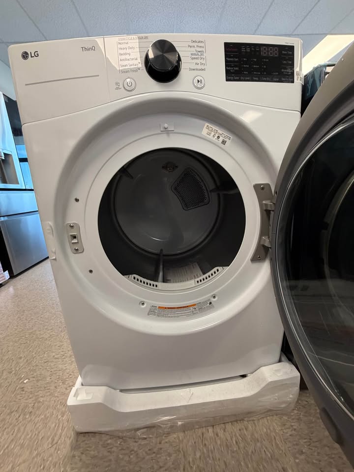 LG - 7.4 Cu. Ft. Smart Electric Dryer with TurboSteam® and Built-In Intelligence - White - DLEX4080W