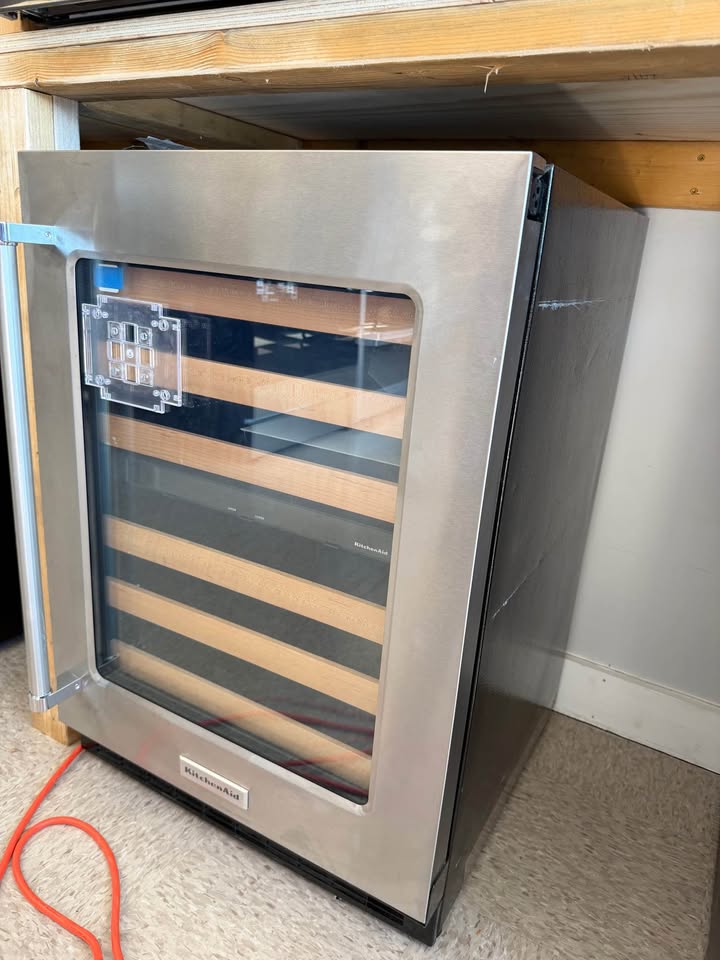 KitchenAid - 46-Bottle Dual Zone Wine Cellar with Glass Door and Wood-Front Racks - Stainless Steel - KUWR214KSB