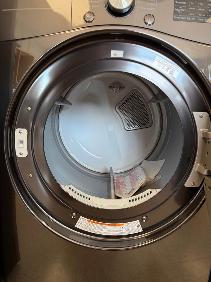 LG - 7.4 Cu. Ft. Smart Front Load Electric Dryer with Sensor Dry and TurboSteam™ - Black Steel - DLEX4080B