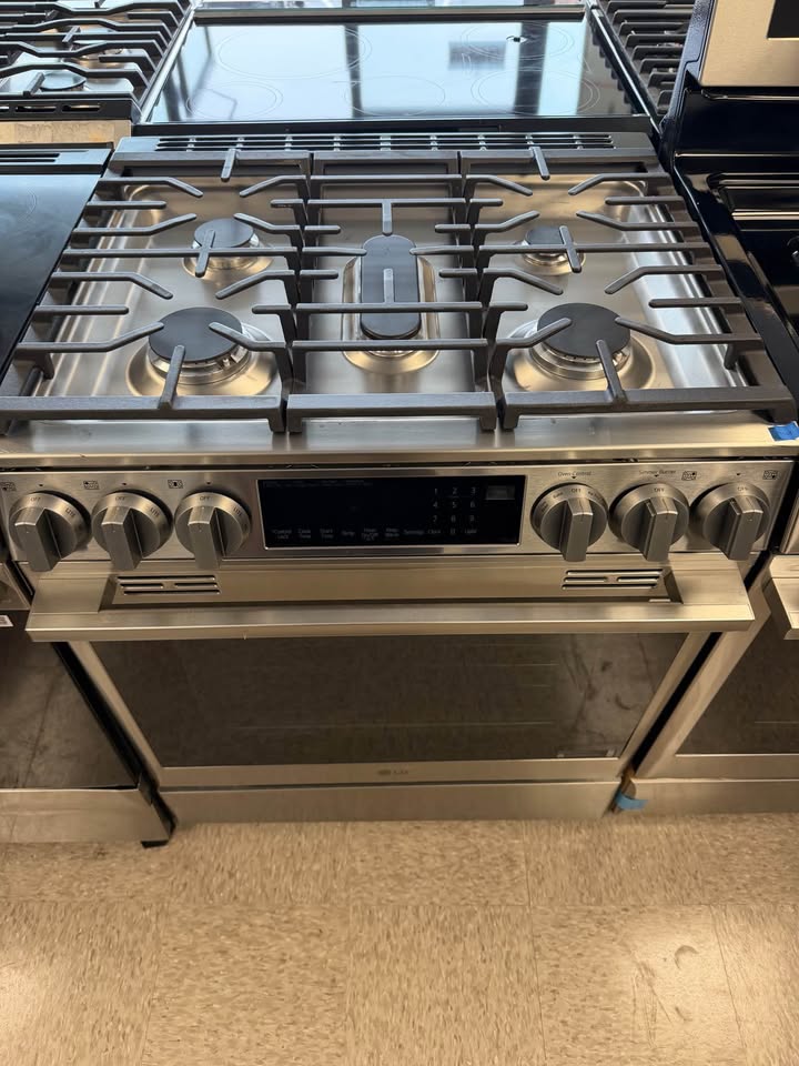 LG - 30 in. 6.3 Cu. Ft. Smart Slide-In Gas Range with ProBake Convection®, InstaView® & Air Fry - PrintProof Stainless Steel - LSGL6335X