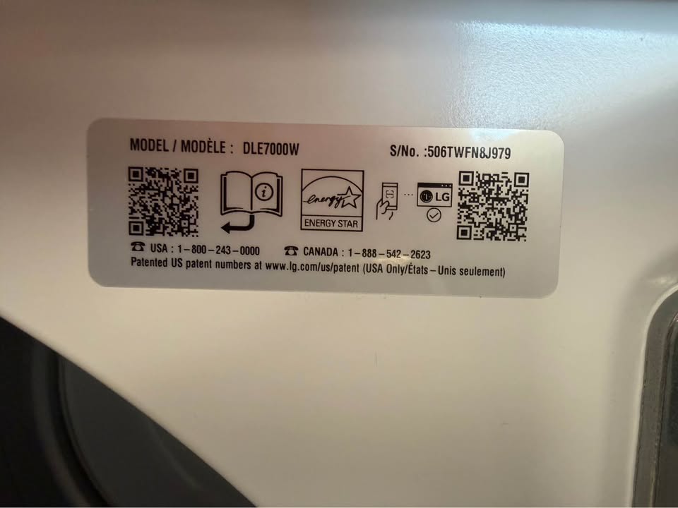 LG - 27 in. 7.3 Cu. Ft. Front Load Electric Dryer with Sensor Dry - White - DLE7000W