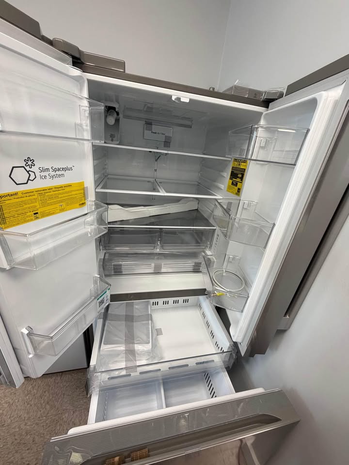 LG - 33 in. 24.5 Cu. Ft. Standard-Depth MAX Smart French Door Refrigerator with Dual Ice - PrintProof Stainless Steel - LF25H6330S
