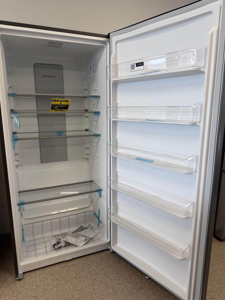 Frigidaire - 33 in. 20.0 Cu. Ft. Garage-Ready Frost-Free Upright Freezer - Carbon - FFUE2024ANG