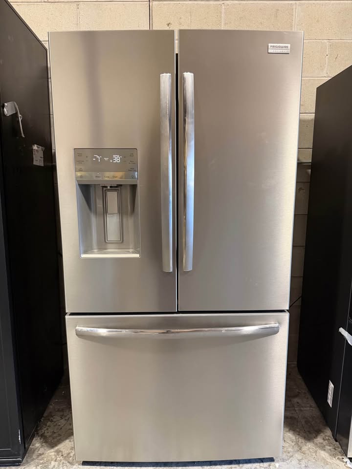 Frigidaire Gallery - 36 in. 22.6 Cu. Ft. Counter-Depth French Door Refrigerator with Dual Ice Maker & Water/Ice Dispenser - Smudge-Proof Stainless Steel - GRFC2353AFK