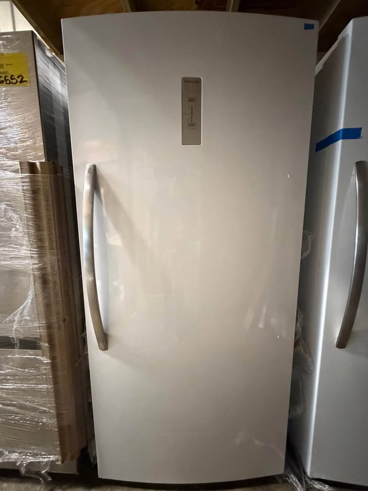 Frigidaire - 33 in. 20 Cu. Ft. Garage-Ready Single-Door Refrigerator - White - FRAE2024AWC