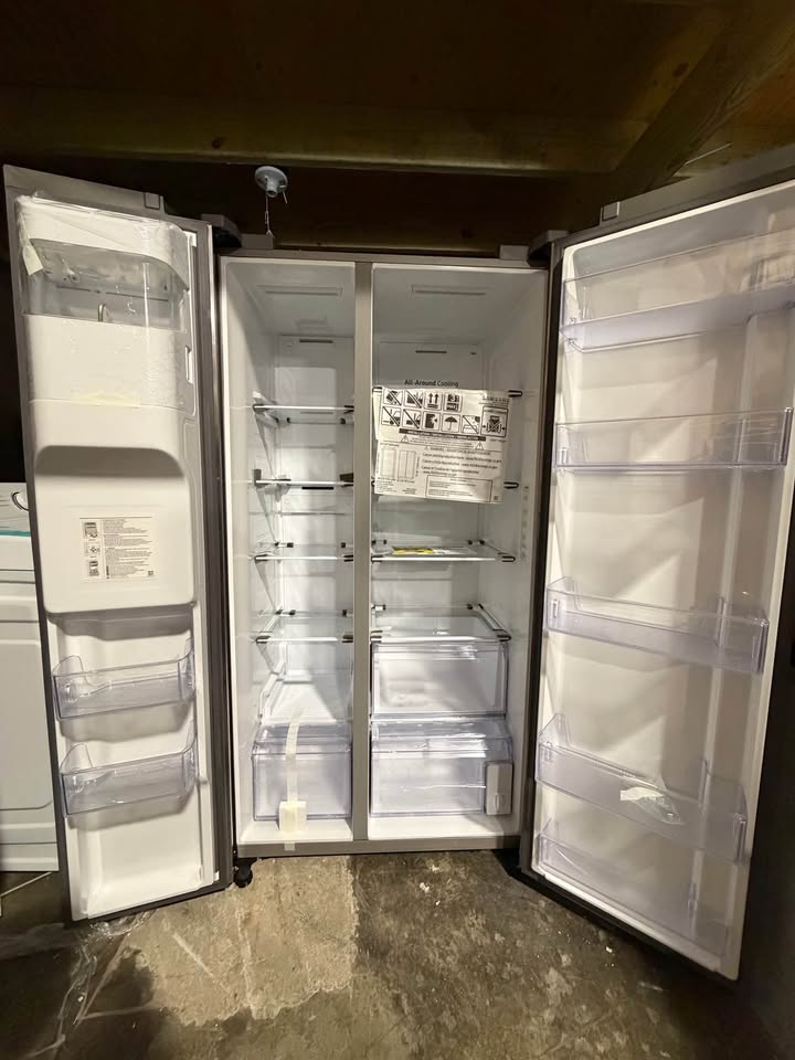Samsung - 36 in. 22 Cu. Ft. Counter-Depth Side-by-Side Smart Refrigerator with All-Around Cooling, Ice & Water Dispenser - Stainless Steel - RS22T5201SR
