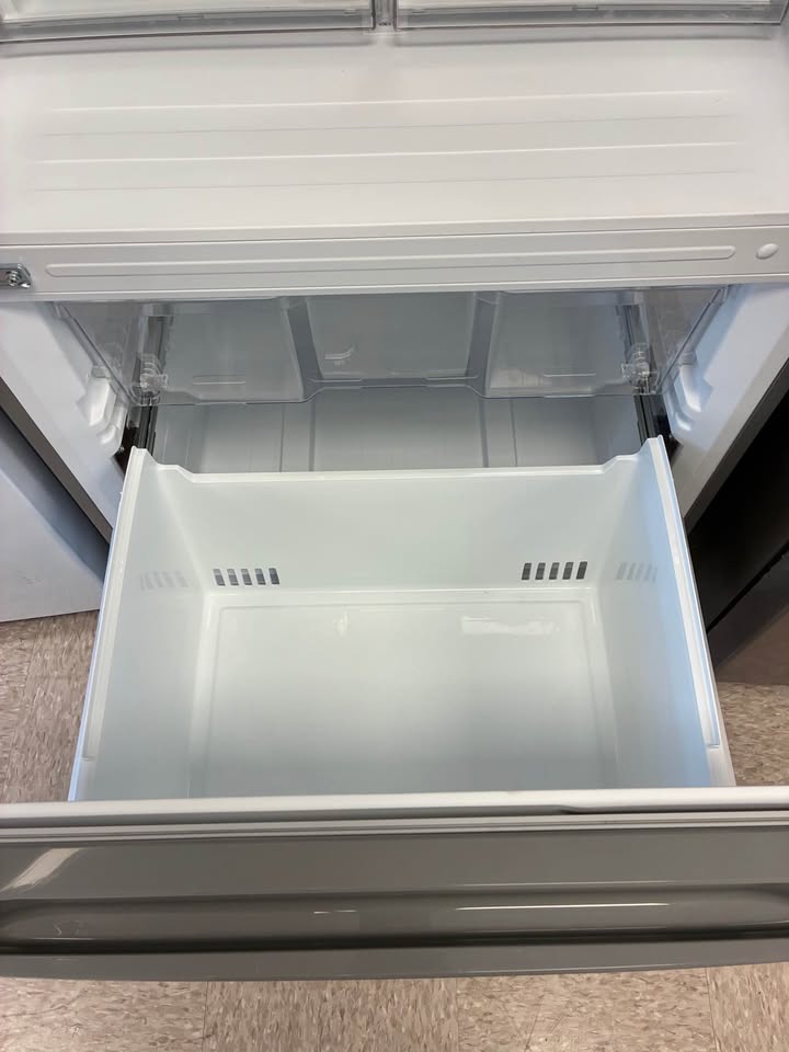 Midea - 30 in. 18.7 Cu. Ft. Garage-Ready Bottom-Freezer Refrigerator with Reversible Door, LED Lighting & Electronic Controls - Stainless Steel - MRB19B7AST