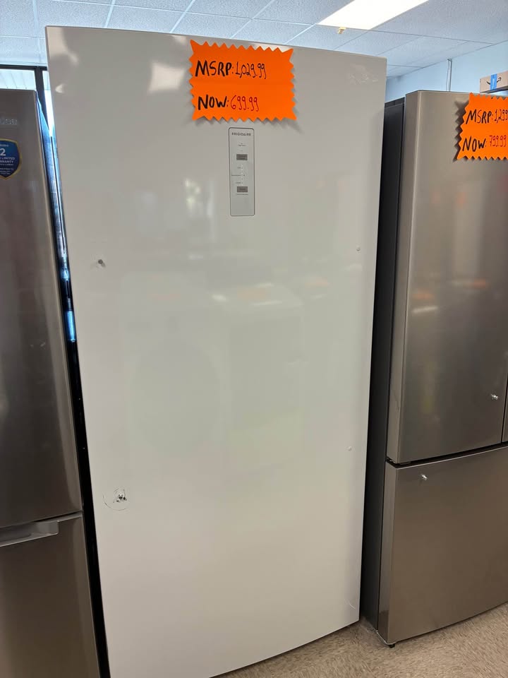 Frigidaire - 33 in. 20 Cu. Ft. Garage-Ready Frost-Free Upright Freezer with EvenTemp Cooling & Power Outage Assurance - White - FFUE2024AWG