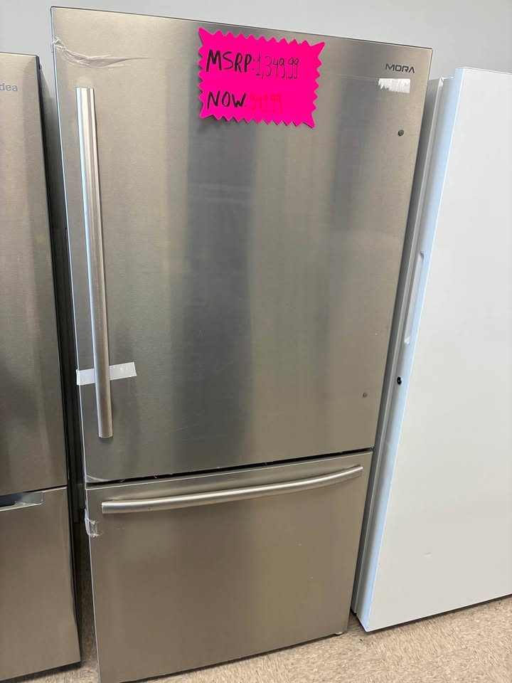 Mora - 31 in. 17.2 Cu. Ft. Counter-Depth Bottom-Freezer Refrigerator with Reversible Door, Full-Width Pantry & LED Lighting - Stainless Steel - MRB172N6ASE