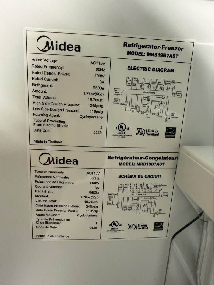 Midea - 18.7 Cu. Ft. Garage-Ready Bottom-Freezer Refrigerator with Frost-Free Cooling, Reversible Door & LED Lighting - Stainless Steel - MRB19B7AST