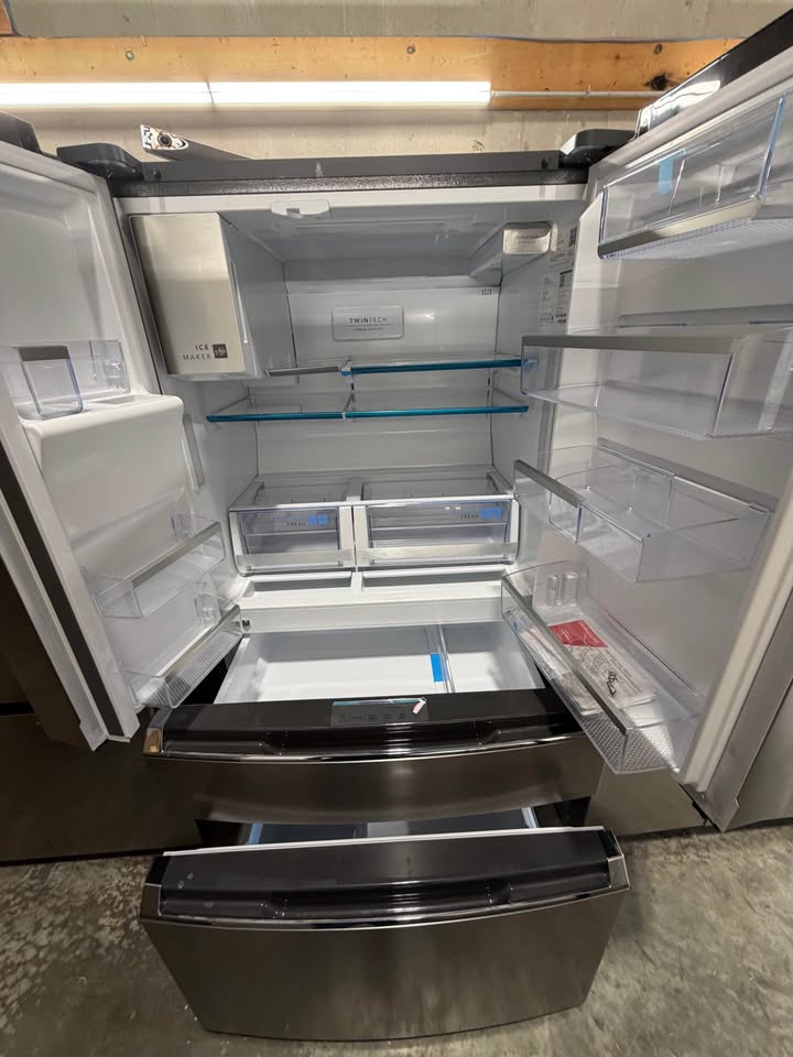Frigidaire Gallery - 36 in. 21.5 Cu. Ft. 4-Door French Door Counter-Depth Refrigerator with Custom-Flex Temp Drawer, TwinTech Cooling & External Ice/Water - Smudge-Proof Stainless Steel - GRMC2273CF06