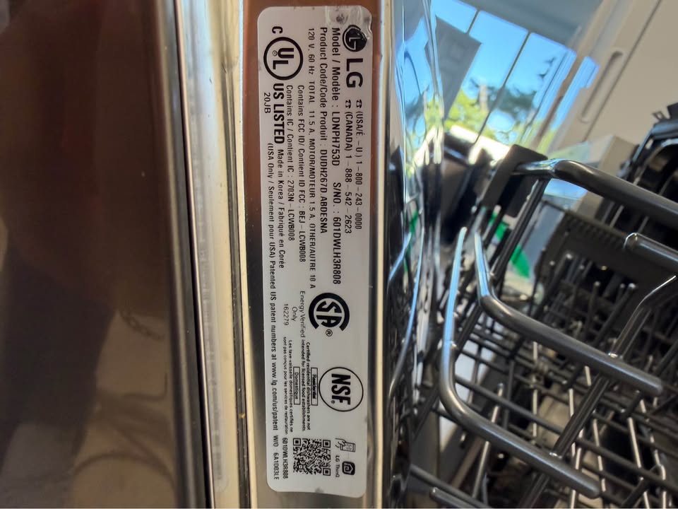 LG - 24" FlushFit Smart Top-Control Dishwasher with 1-Hour Wash & Dry, QuadWash Pro, TrueSteam & Dynamic Heat Dry - PrintProof Black Stainless Steel - LDNPH753D