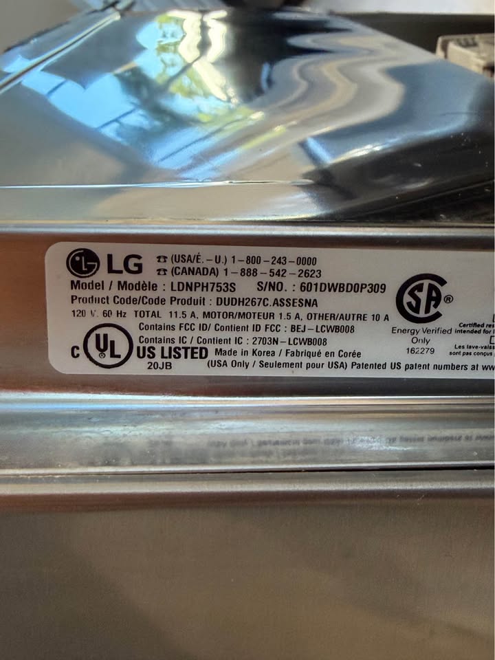 LG - 24" FlushFit Smart Top-Control Dishwasher with 1-Hour Wash & Dry, QuadWash Pro, TrueSteam & Dynamic Heat Dry - PrintProof Stainless Steel - LDNPH753S