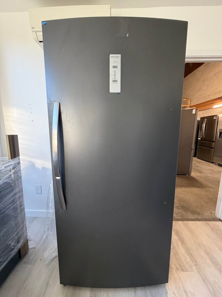Frigidaire - 20.0 Cu. Ft. Garage-Ready Frost-Free Upright Freezer with EvenTemp Cooling, Power Outage Assurance & Adjustable Glass Shelves - Carbon - FFUE2024ANG