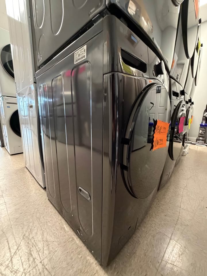 LG 4.5 Cu. Ft. Smart Front Load Washer – Black Steel – WM4080HBA