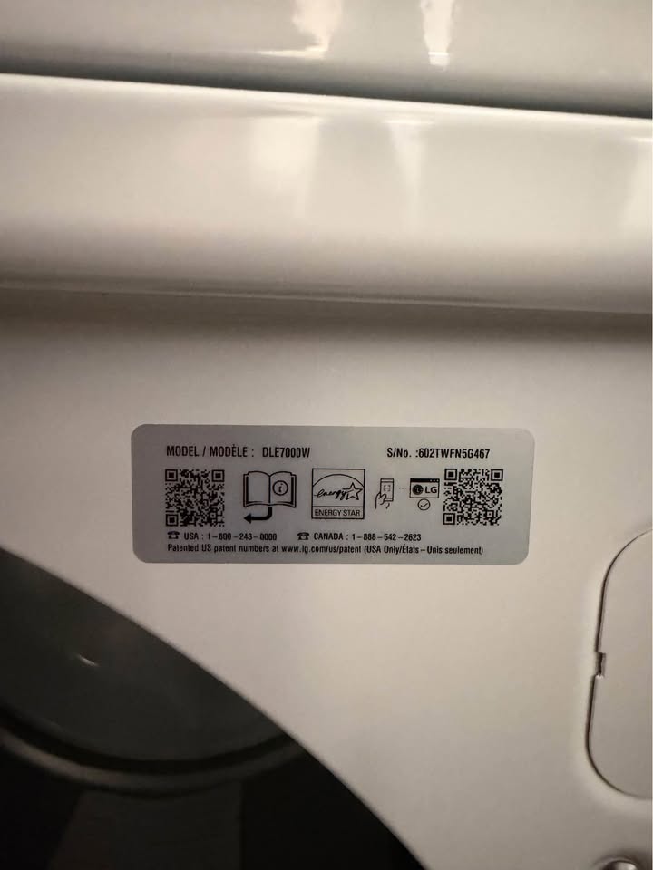 LG - 7.3 Cu. Ft. Ultra Large Capacity Electric Dryer with Sensor Dry, FlowSense® & Lint Filter Indicators - White - DLE7000W