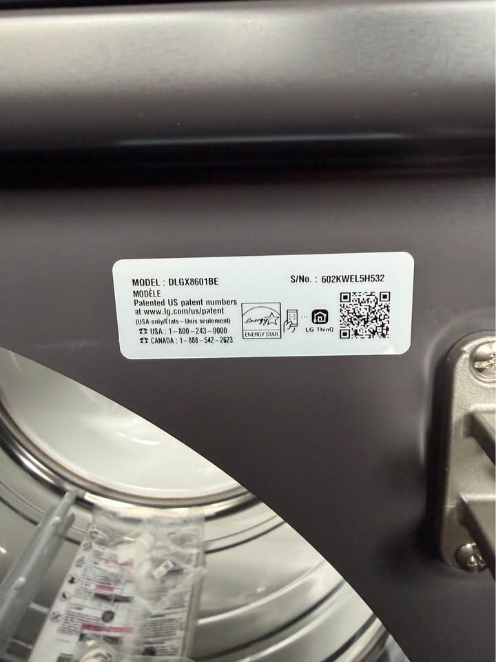 LG - 7.3 Cu. Ft. Ultra Large Capacity Rear-Control Gas Dryer with EasyLoad™, AI Sensor Dry, TurboSteam™ & ThinQ® Smart Technology - Matte Black - DLGX8601BE
