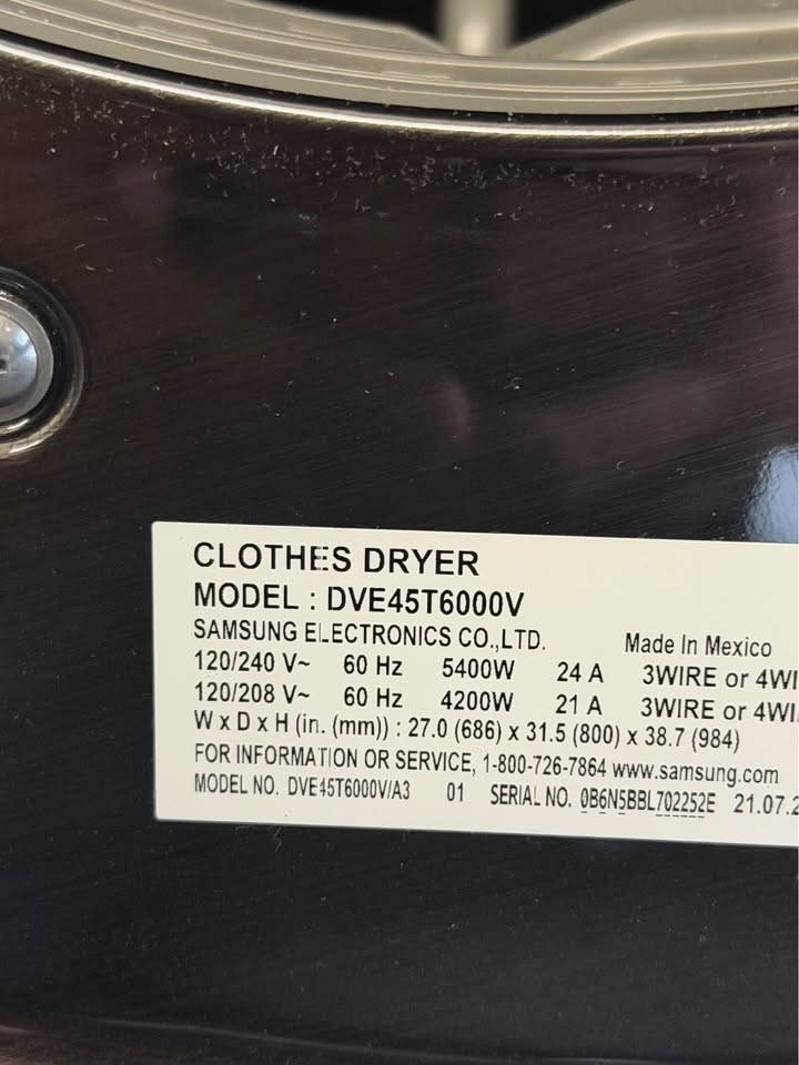 Samsung - 7.5 Cu. Ft. Stackable Electric Dryer with Sensor Dry, Smart Care & Reversible Door - Fingerprint-Resistant Black Stainless Steel - DVE45T6000V