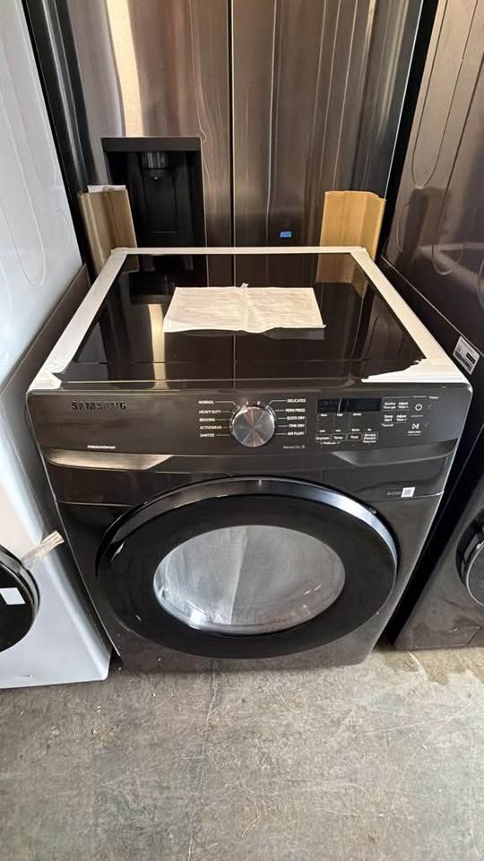 Samsung - 7.5 Cu. Ft. Stackable Electric Dryer with Sensor Dry, Smart Care & Reversible Door - Brushed Black - DVE45T6000V