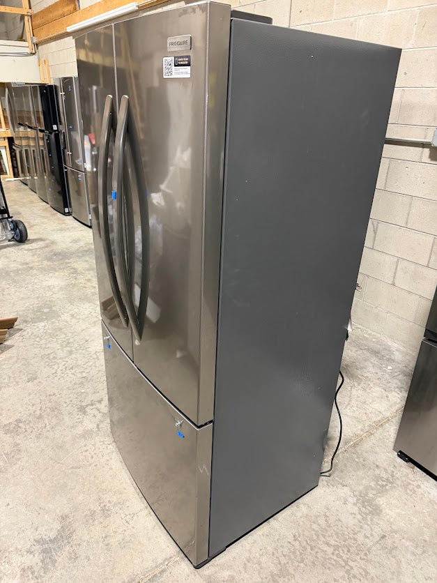 Frigidaire Counter-Depth French 3 Door FRFG1813AV - Grade B/WH