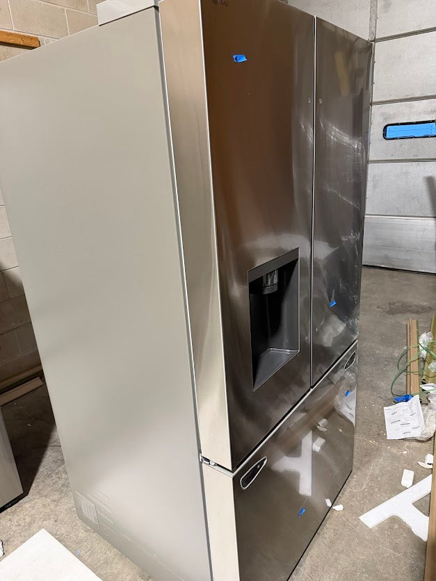 LG Standard-Depth French 3 Door Fridge LRFXS3106S - Grade B/WH