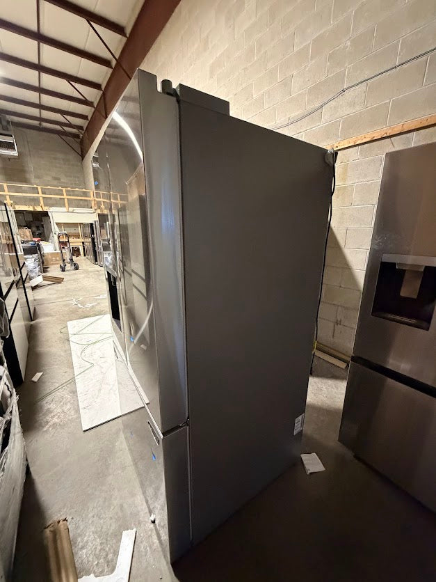 LG Standard-Depth French 3 Door Fridge LRFXS3106S - Grade B/WH
