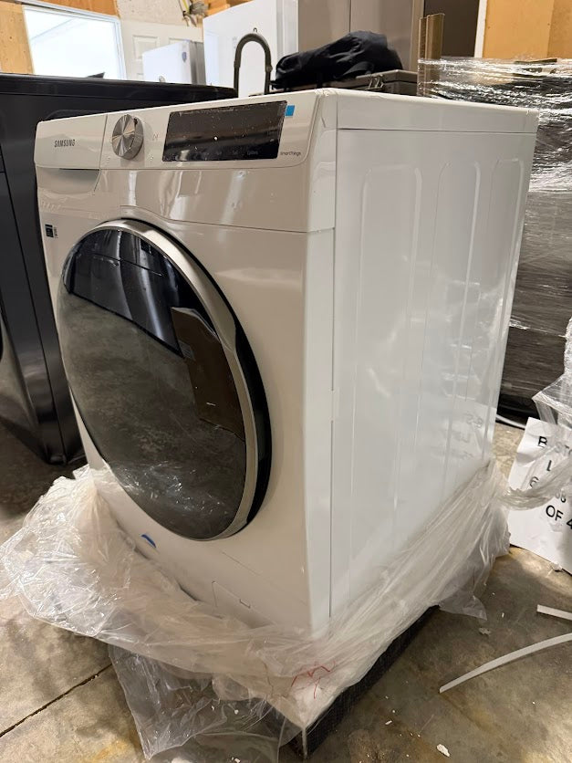 Samsung High Efficiency Front Load Washer WW25B6900AW - Grade A/WH