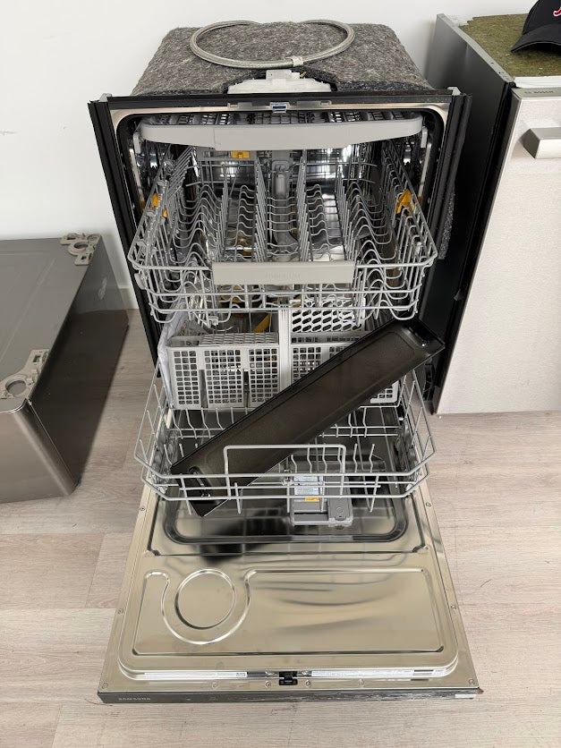 Samsung Top Control Dishwasher DW80B7070UG - Grade A/WH