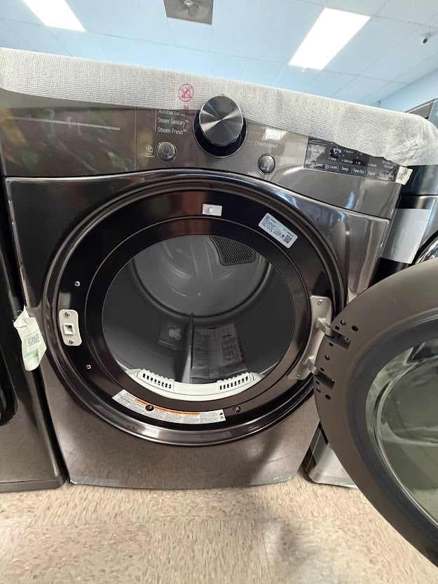 LG TrueSteam Gas Dryer DLGX4081B - Grade A/S