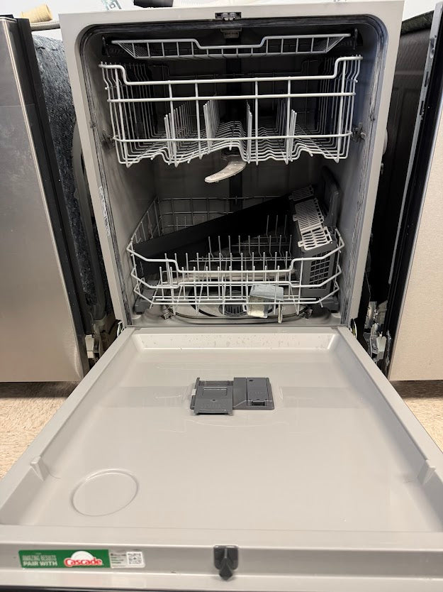 GE Top Control Dishwasher GDP630PYRFS - Grade A/S