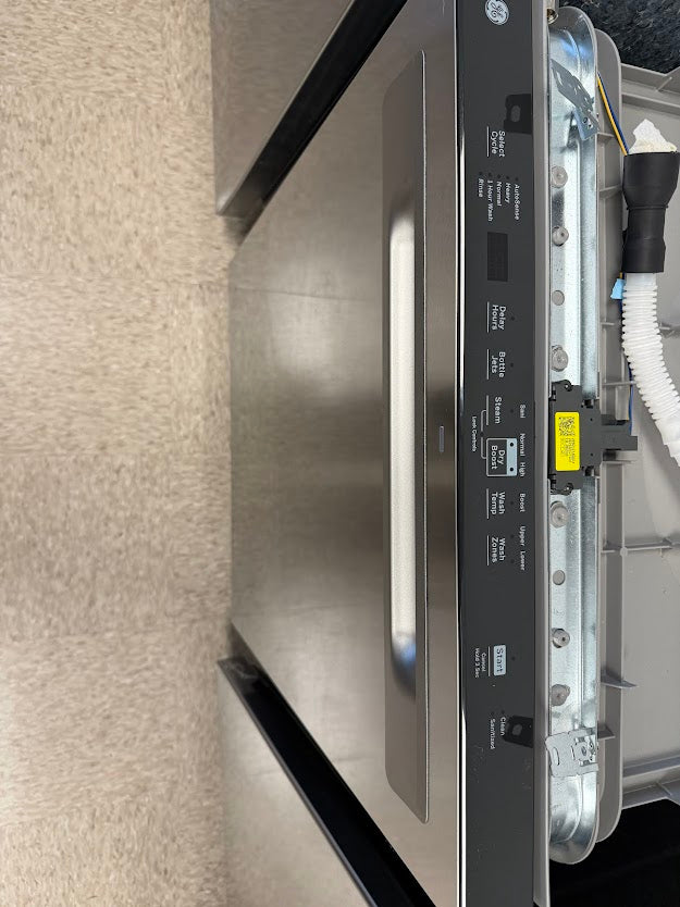 GE Top Control Dishwasher GDP630PYRFS - Grade A/S