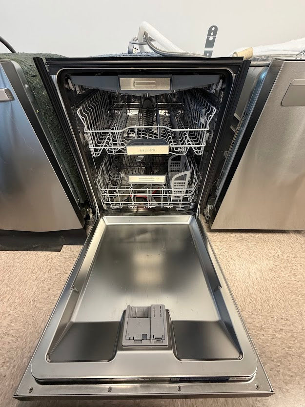 Bosch Benchmark Series Dishwasher SHP9PCM5N - Grade A/S